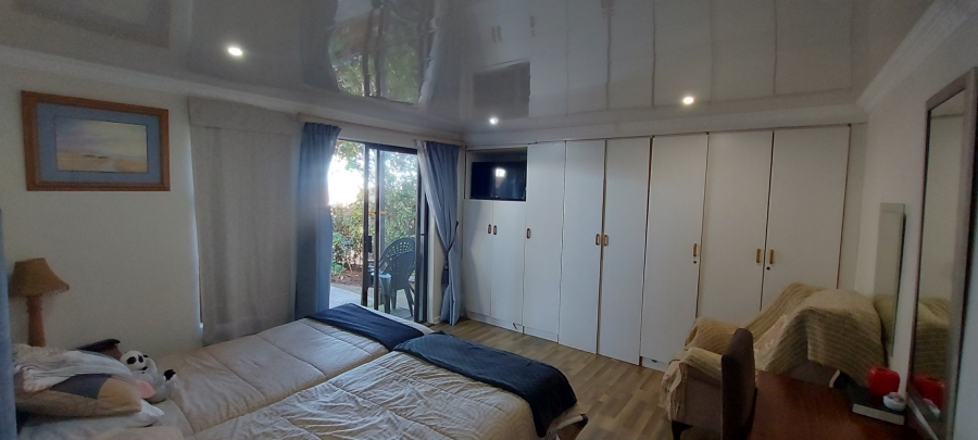 7 Bedroom Property for Sale in Gonubie Eastern Cape